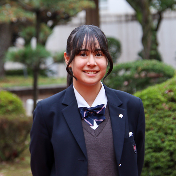 女子生徒