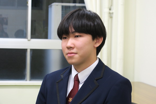高校から入学し、医学部医学科進学コースに在籍するT.F. さん