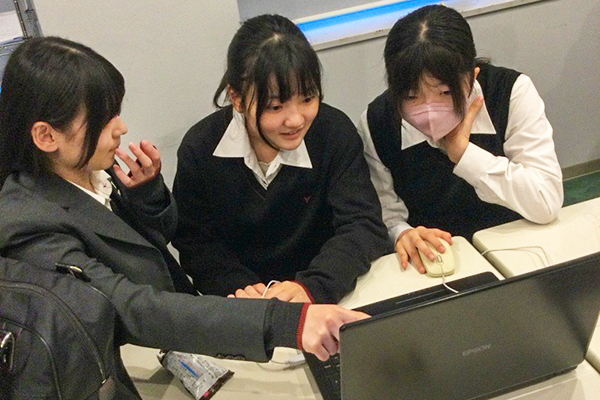 パソコン作業