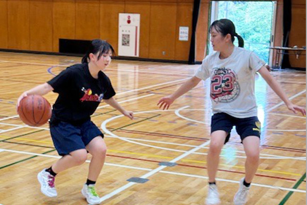 女子バスケットボール部の活動の様子