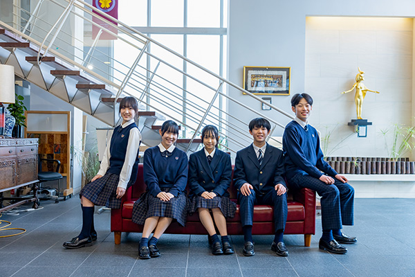 桜丘の生徒たち