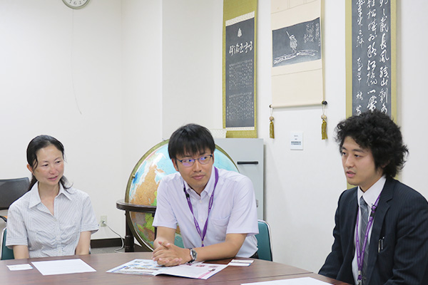 狭山ヶ丘中学校について語る3人の先生