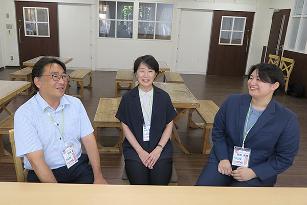 （左から順に）竹内先生・本間先生・髙松先生