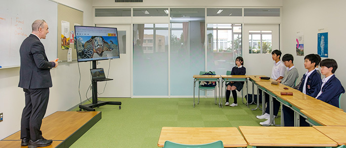 秀明中学校・高等学校