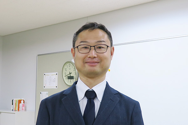 小峯先生の写真