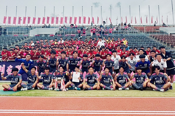 サッカー部の集合写真