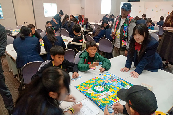 人生ゲームの様子